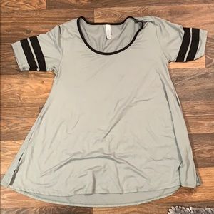 LulaRoe Perfect T